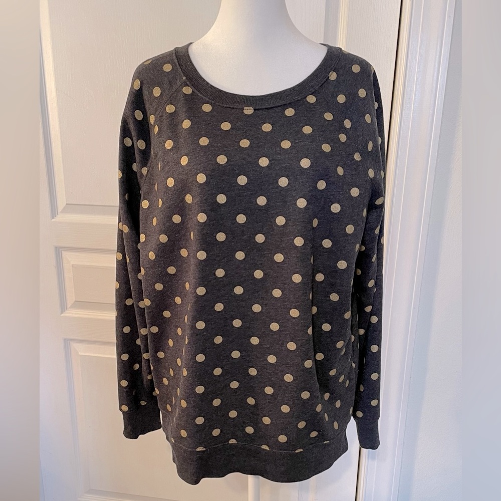 💥Old Navy Sweatshirt. EUC. Size L. Charcoal with Gold Dots.